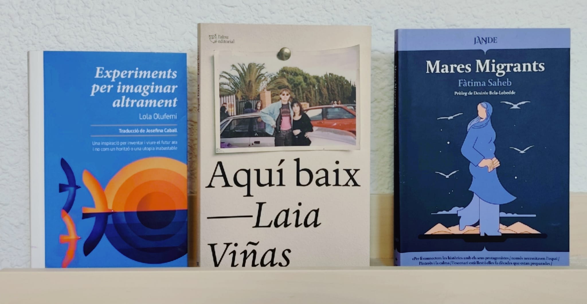 Imatge dels tres llibres que formaran part del Club de lectura